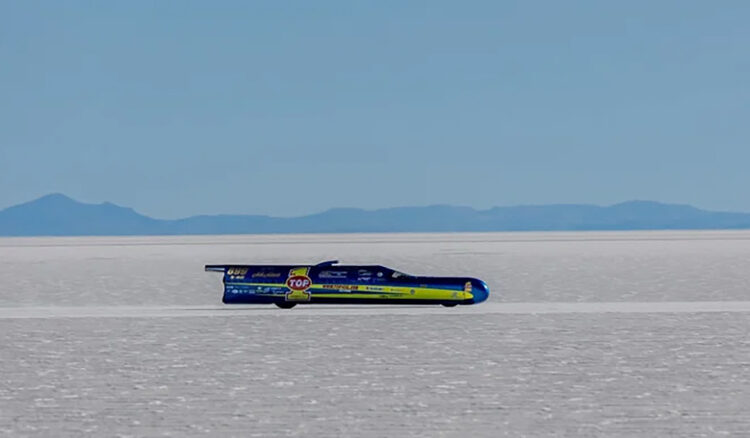 Peter Hickman, de fama Ilha de Man TT, em disputa para atingir as 400 mph