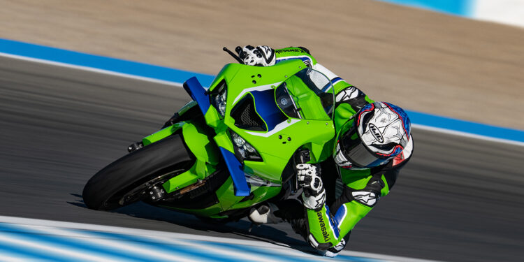 Novas Kawasaki Ninja ZX-10R e Ninja ZX-10RR 2027